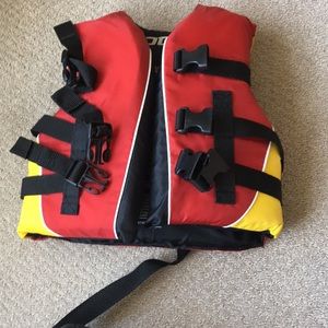 Child life jacket